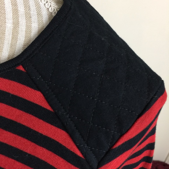 NWT CHAPS Red Black Striped Top SMALL - Picture 6 of 8